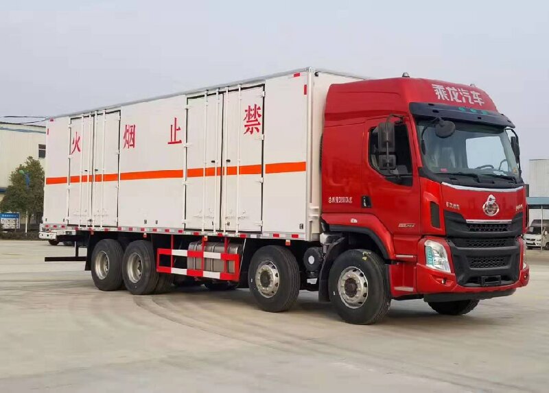 蘇州到克拉瑪依危險品運輸